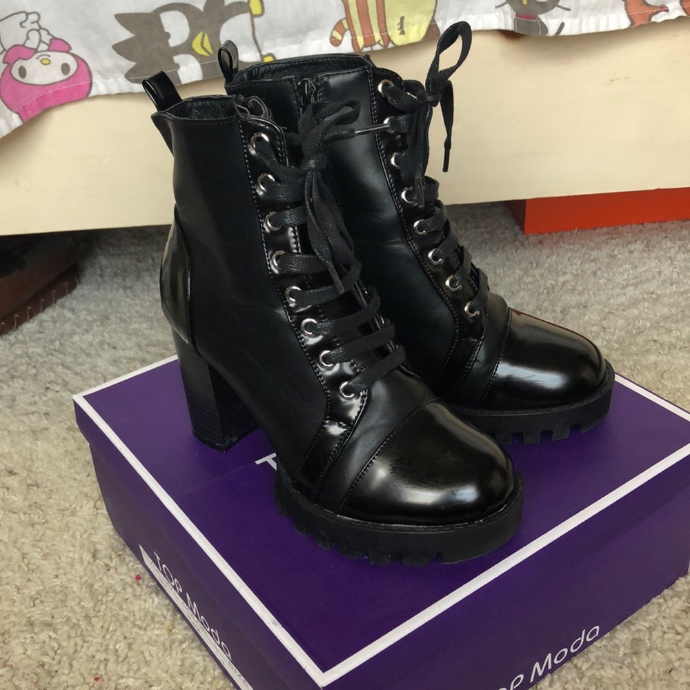 BLACK PLATFORM COMBAT BOOTS